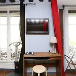 Deux Pieces Des Arts-Et-Metiers